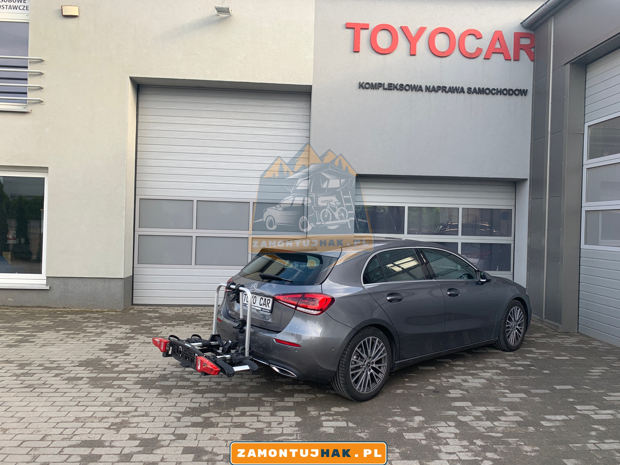 Funkcjonalny box transportowy Westfalia dla Forda Focusa - zamontujhak.pl